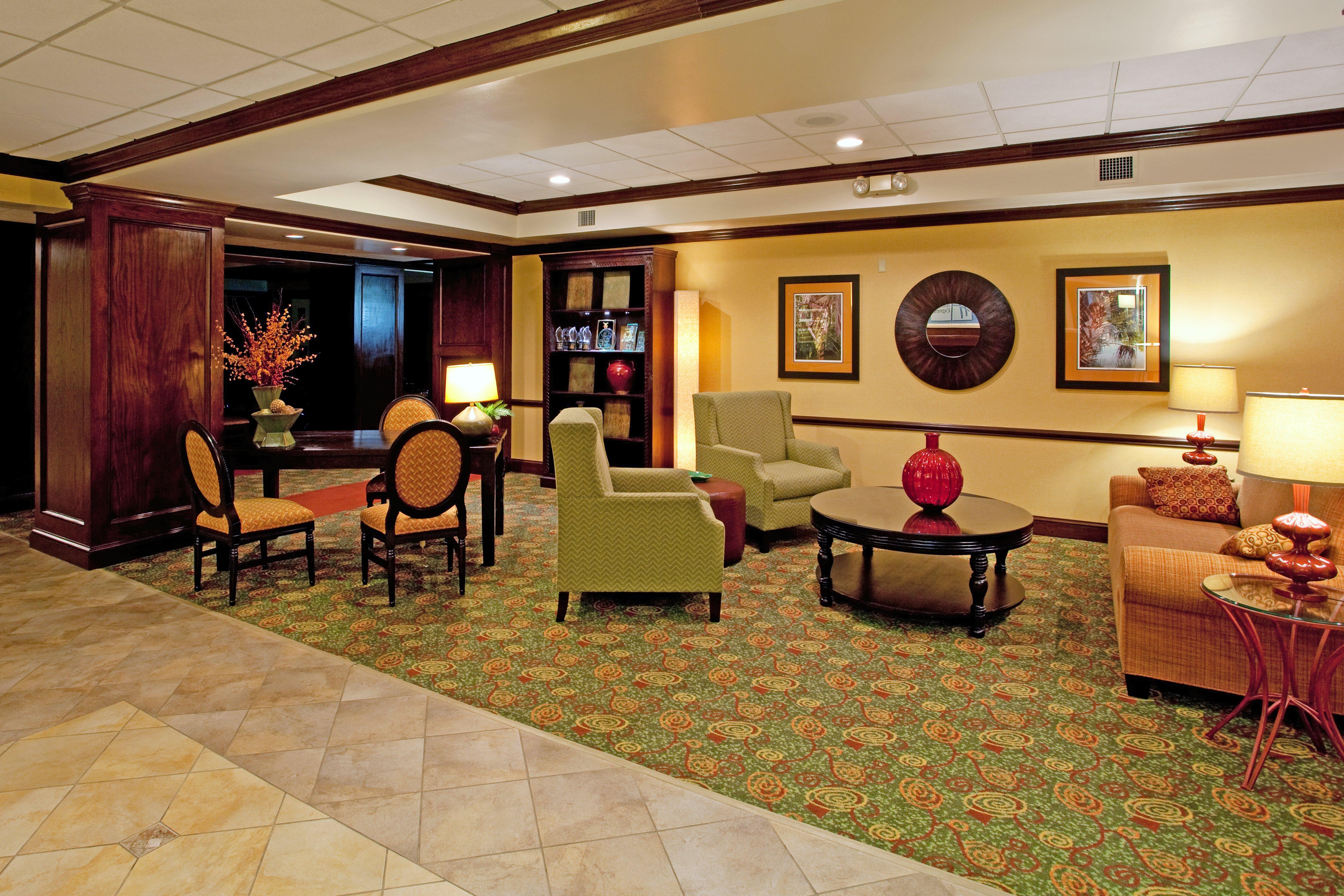 Holiday Inn Express Hotel & Suites Charleston-Ashley Phosphate By Ihg North Charleston Exterior photo